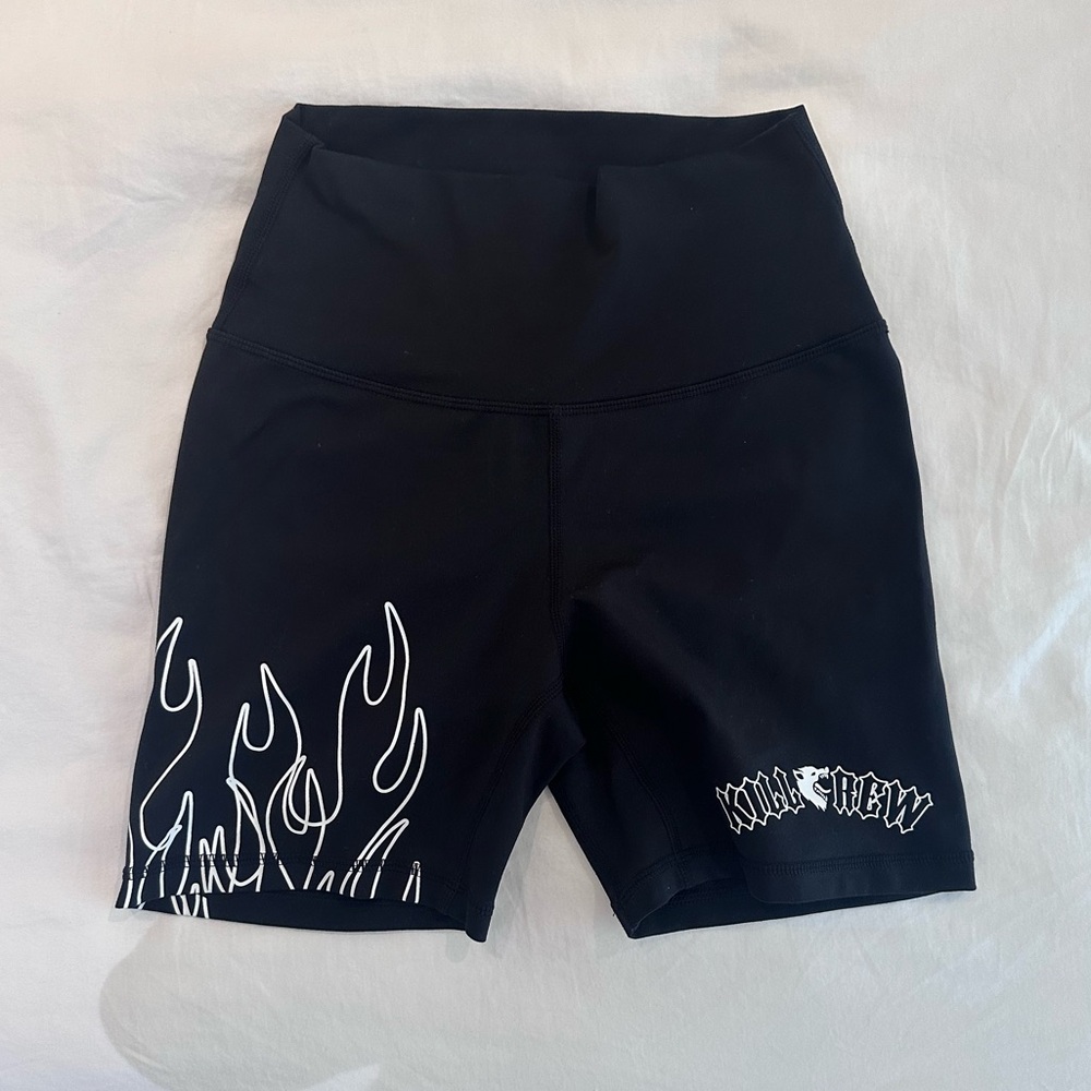 Kill Crew scrunch bike shorts